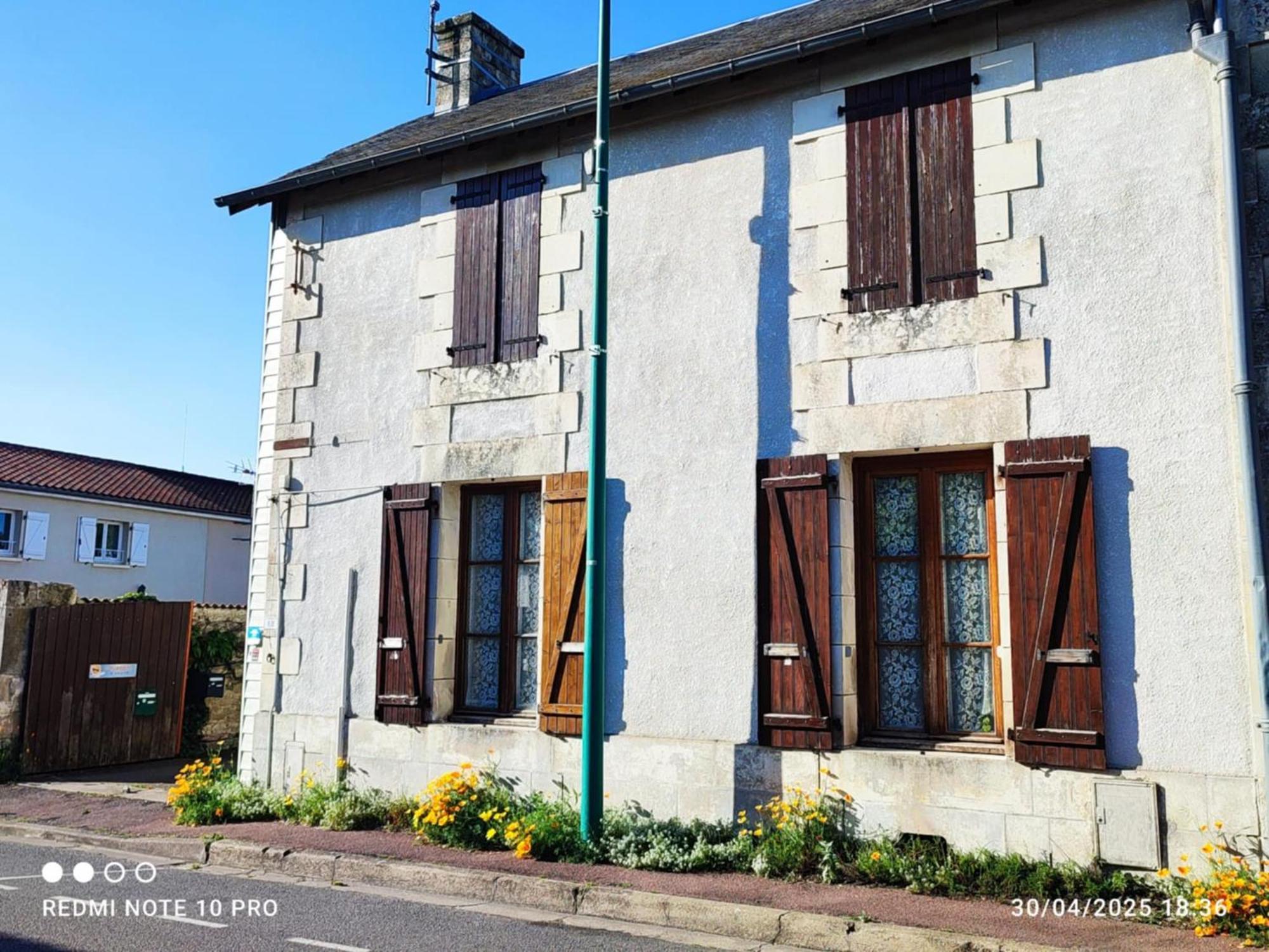 Futurogite Saint-Georges-les-Baillargeaux Exteriör bild